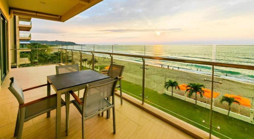 Awesome Hotel San Juan (La Union) Exterior foto